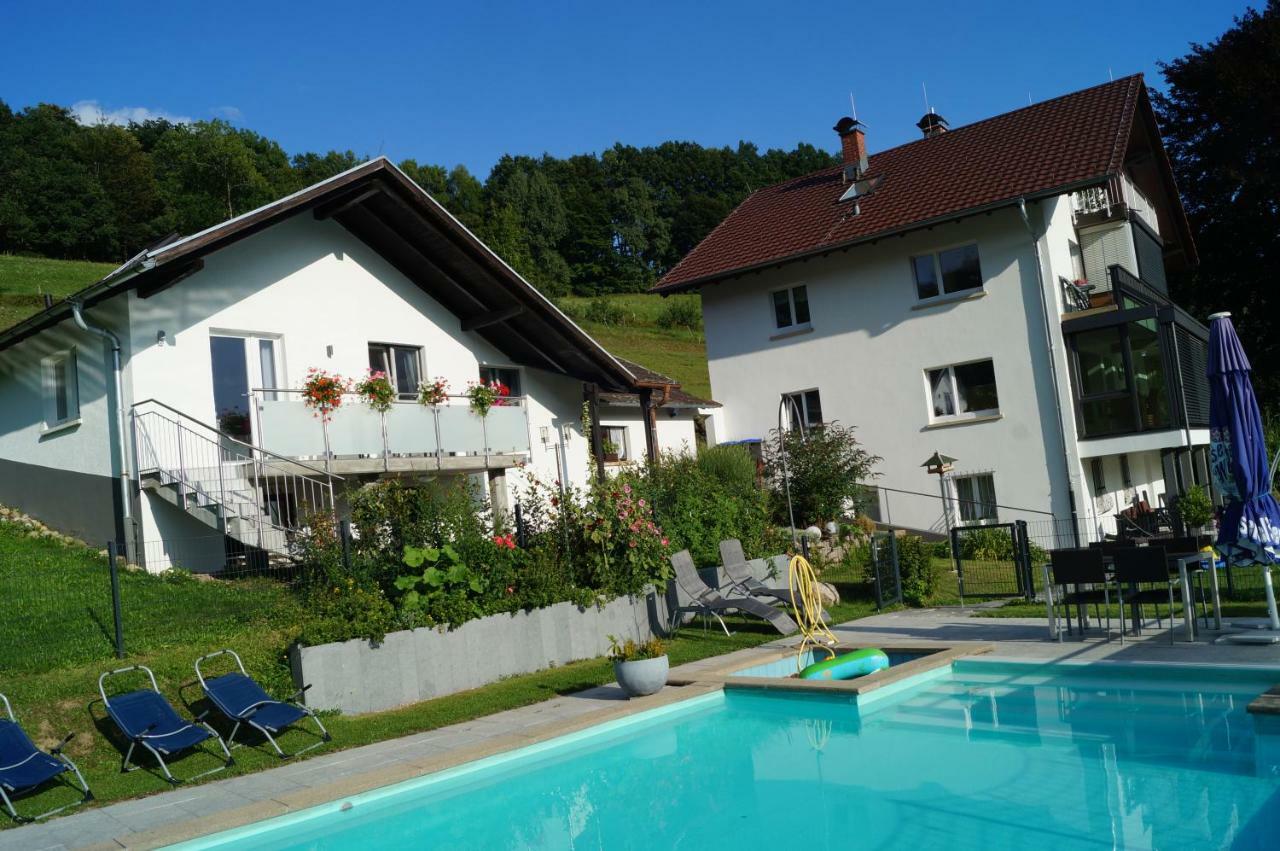 Traumhafte Ferienwohnung Mit Pool Steinen  Exterior photo