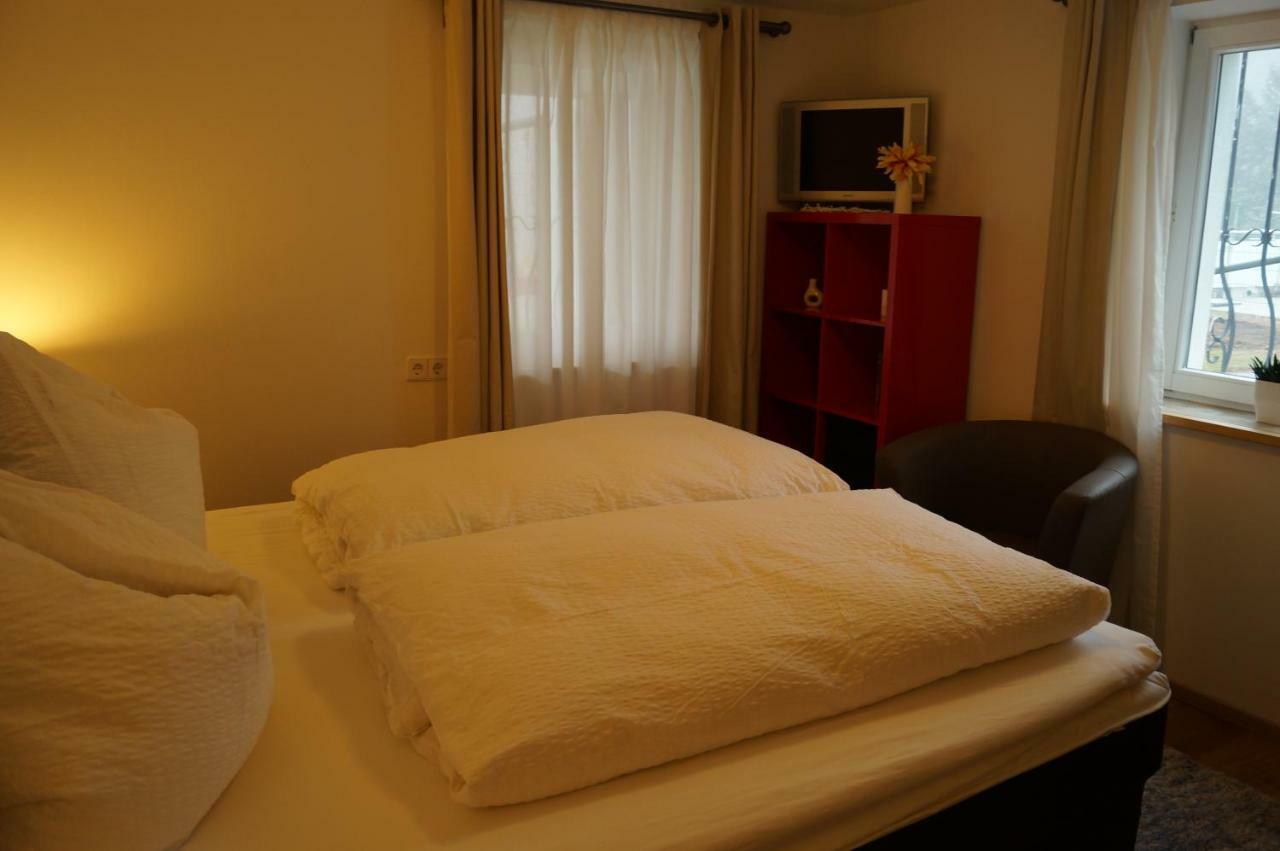 Traumhafte Ferienwohnung Mit Pool Steinen  Exterior photo